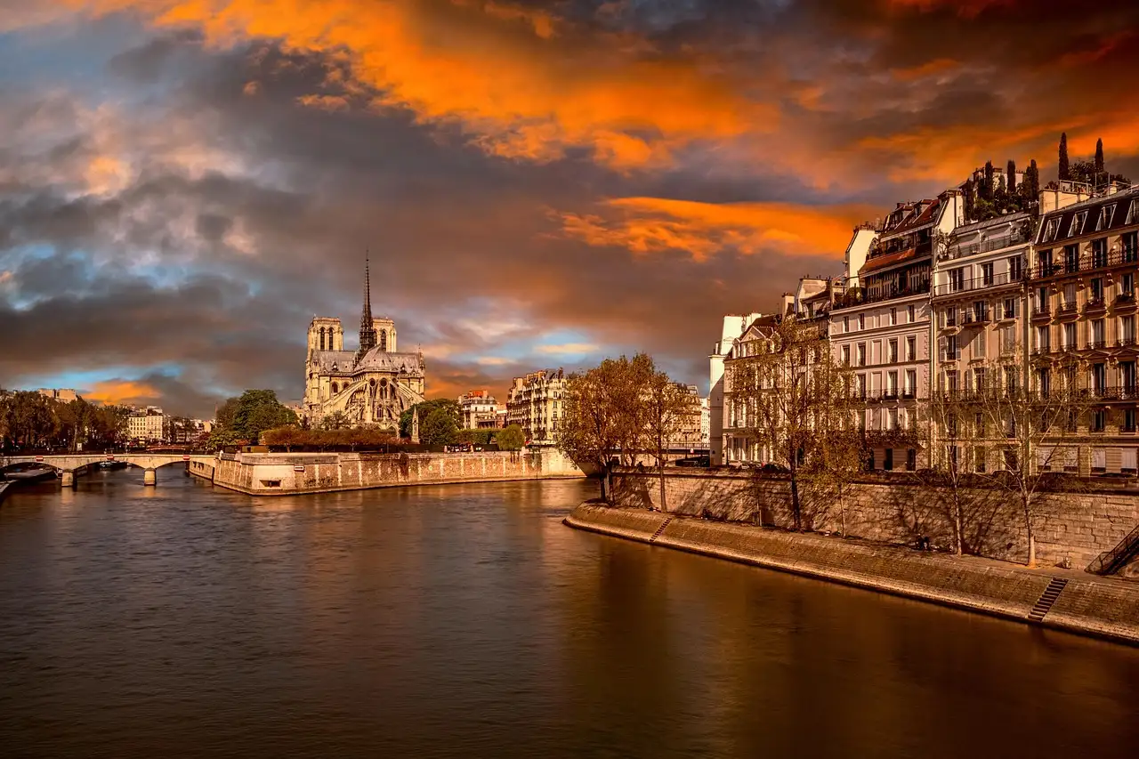 The Seine at sunset with Île Saint-Louis and Notre-Dame in the distance